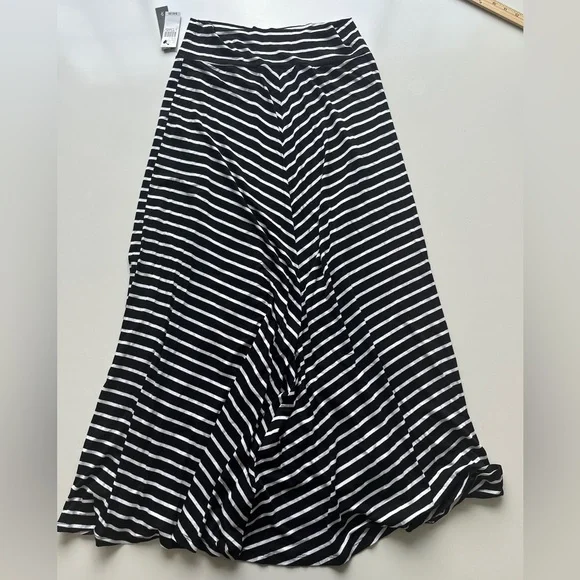 NWT AB Studio Black White Stripe Soft Stretch Flowy Maxi Skirt Women’s XL - Picture 3 of 8